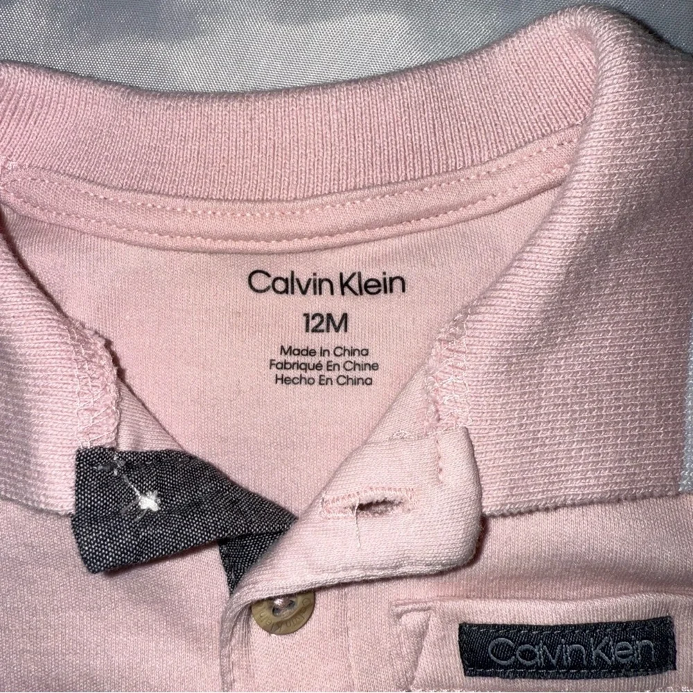 Calvin Klein Baby Pink Polo Onesie Collar‎ Buttons s/s 12 mos Casual Preppy Y2K